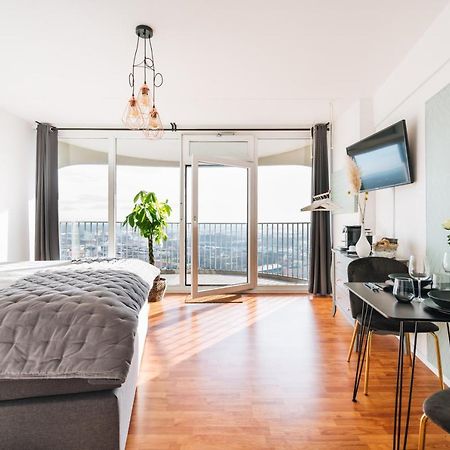 Great City View I 26 Floor I Netflix And Boxspringbed Augsburg Dış mekan fotoğraf