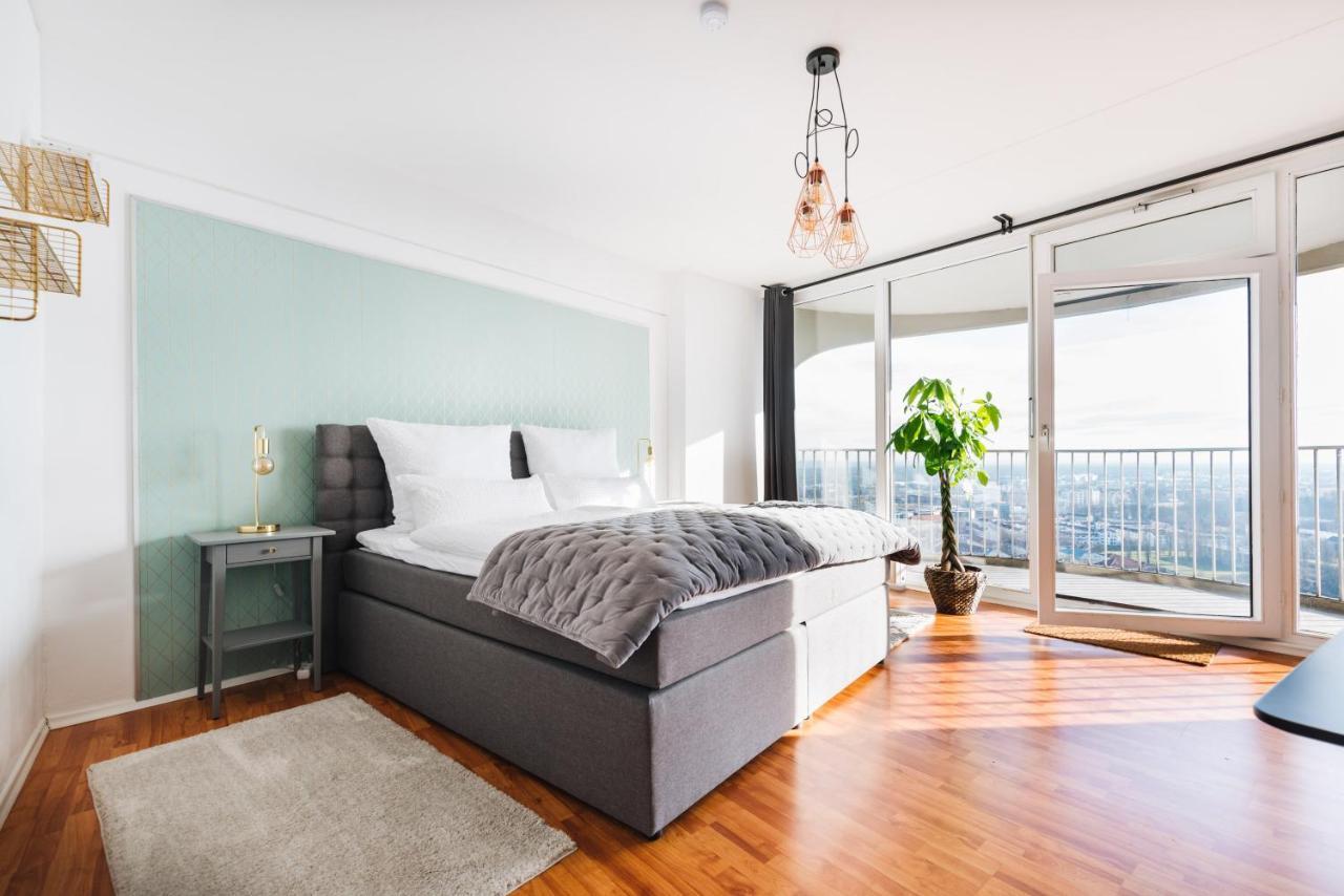 Great City View I 26 Floor I Netflix And Boxspringbed Augsburg Dış mekan fotoğraf