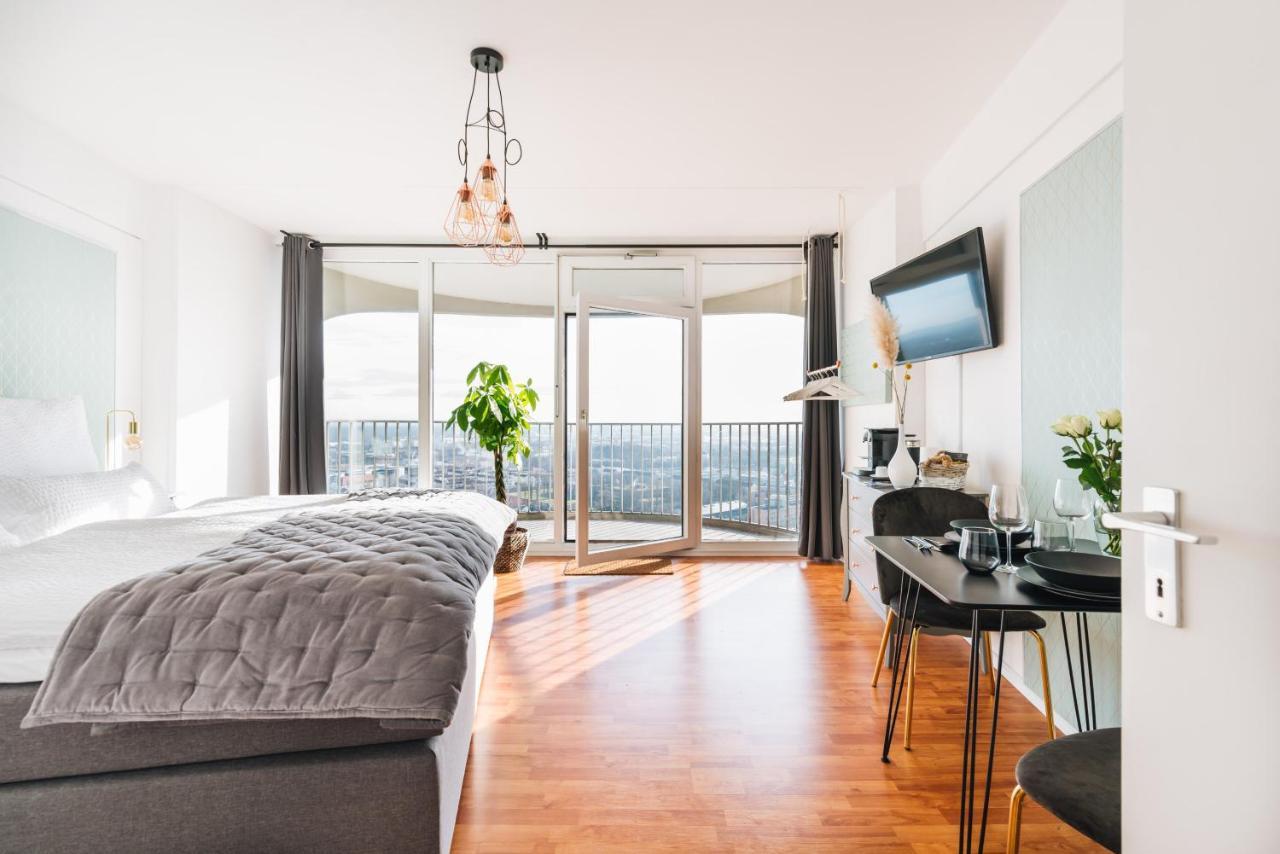Great City View I 26 Floor I Netflix And Boxspringbed Augsburg Dış mekan fotoğraf
